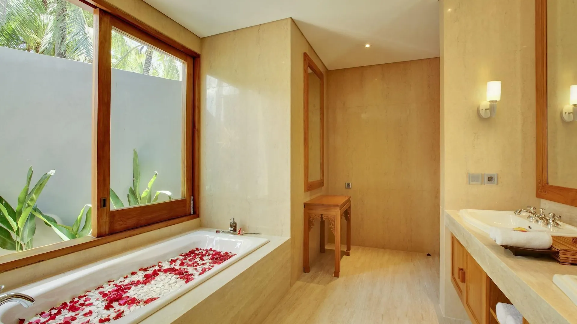 Koenokoeni Villa Seminyak Indonesien